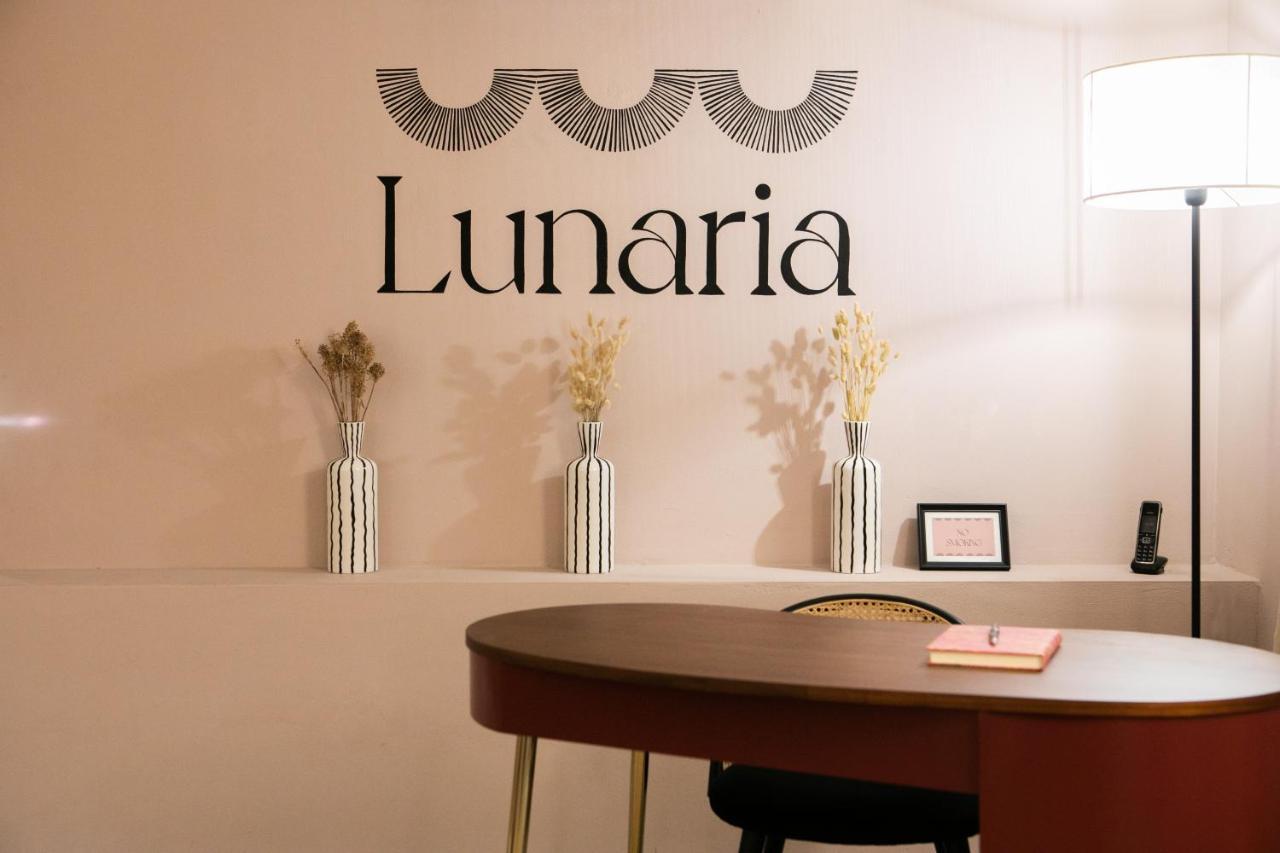 Lunaria Suites - Fyodor Dostoyevsky'S House 佛罗伦萨 外观 照片