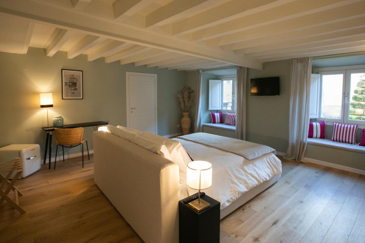 Lunaria Suites - Fyodor Dostoyevsky'S House 佛罗伦萨 外观 照片