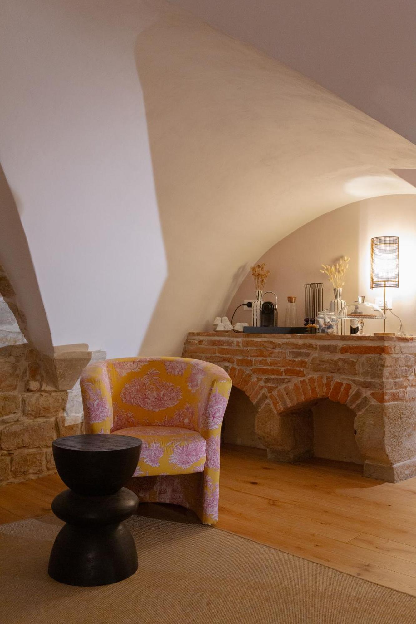 Lunaria Suites - Fyodor Dostoyevsky'S House 佛罗伦萨 外观 照片